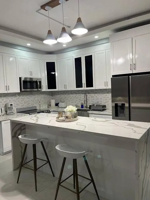 Paradise Haven At Genesis Kingston